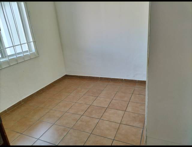 2 BEDROOM HOUSE TO LET IN RESERVOIR HILLS